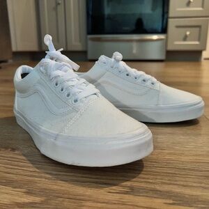 Vans White Women's Old School Sneakers